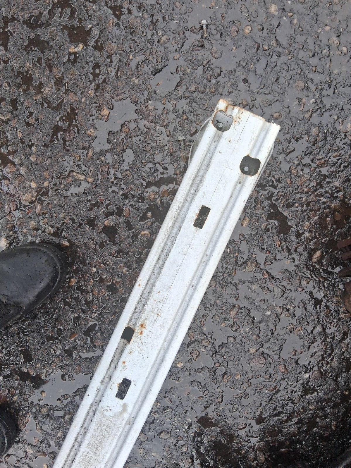 2016 NISSAN JUKE MK1 REAR CRASH BAR REINFORCEMENT BAR WHITE