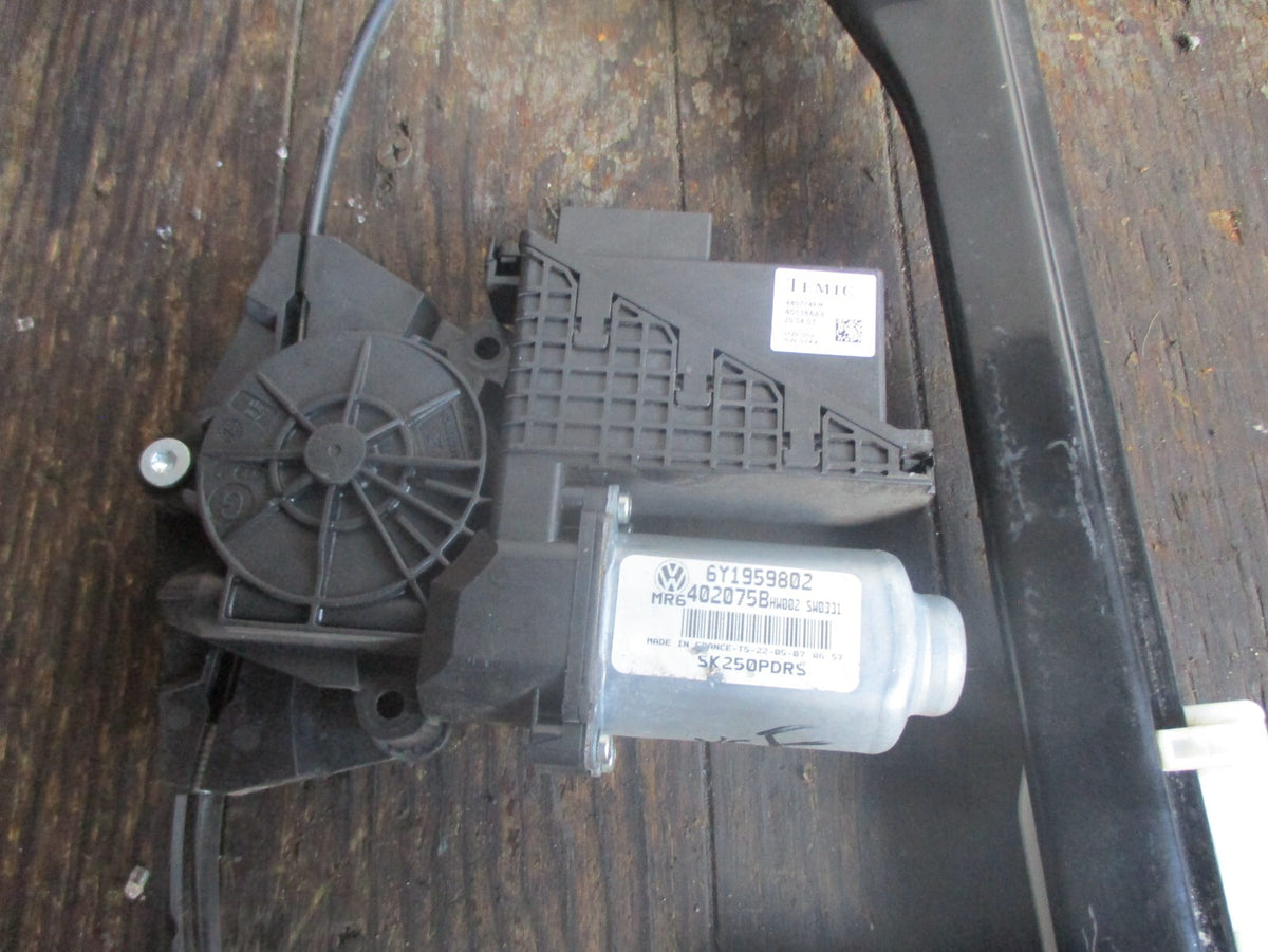 SKODA FABIA MK2 2007 NSF PASSENGER SIDE FRONT WINDOW MOTOR REGULATOR 6Y1959802