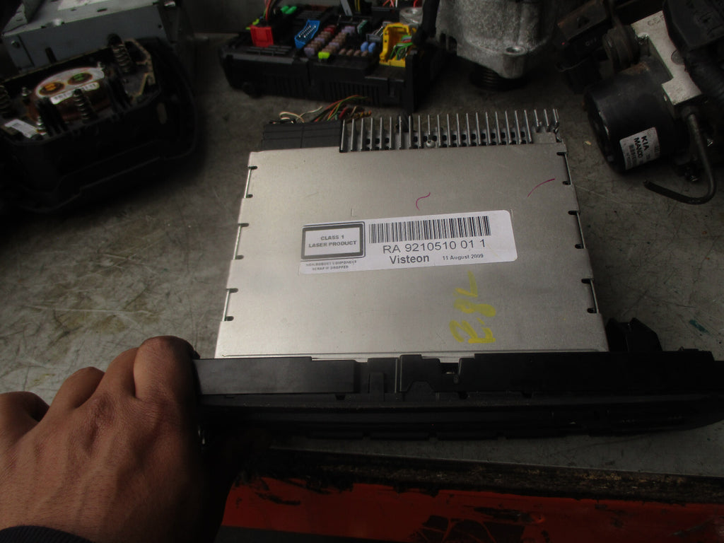 BMW 1 SERIES E82 2009 CD PLAYER RADIO 9210510