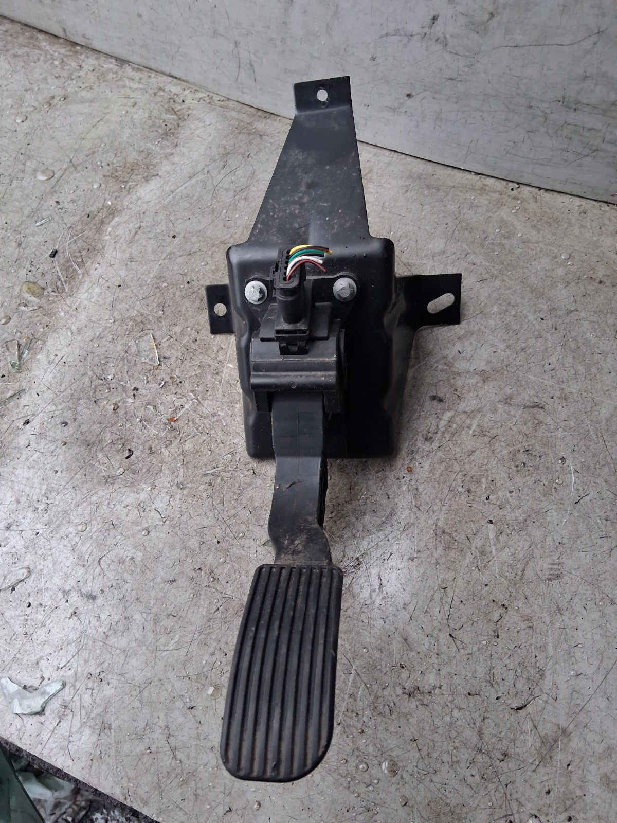 2023 MERCEDES SPRINTER W907 THROTTLE ACCELERATOR PEDAL A9073010200