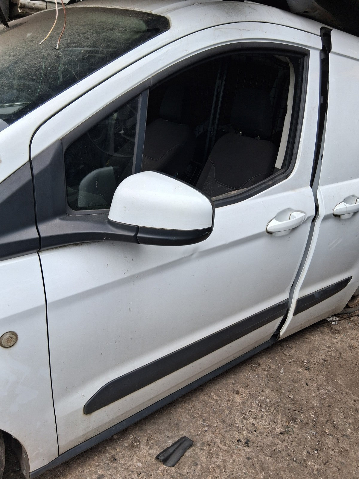 2015 FORD TRANSIT COURIER MK1 NSF PASSENGER SIDE FRONT BARE DOOR WHITE