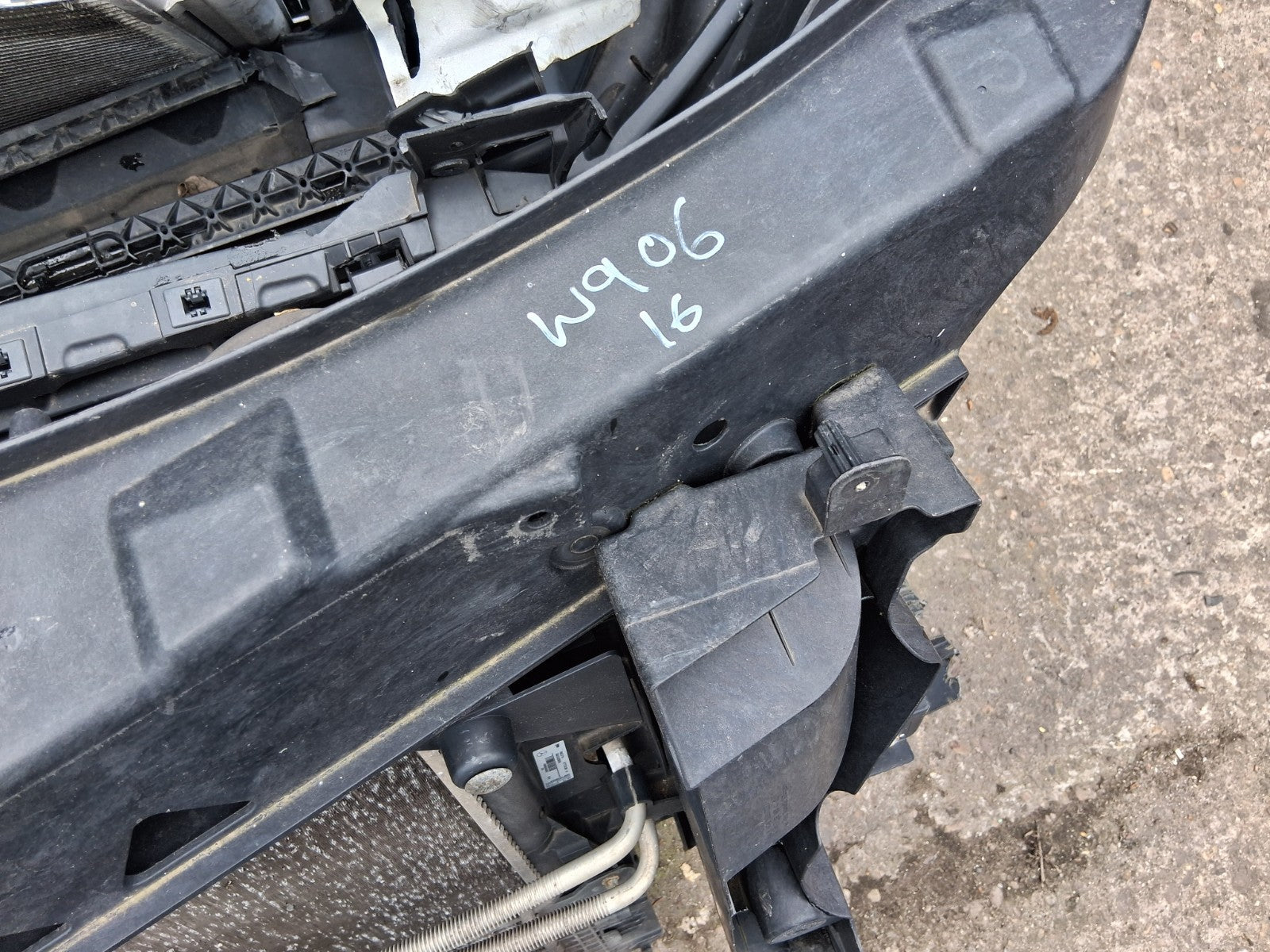 2016 MERCEDES SPRINTER W906 2.1 DIESEL FRONT PANEL RADPACK RADIATOR A9065000202