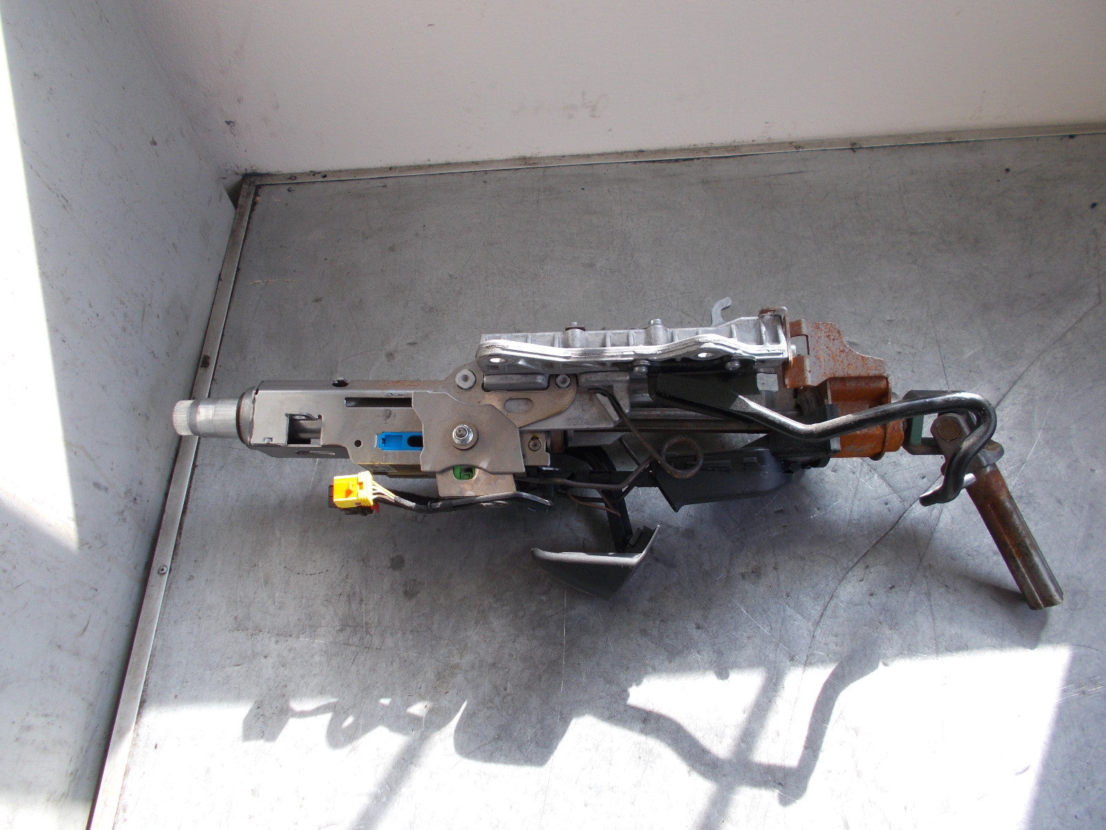 VW VOLKSWAGEN PASSAT B6 2006 STEERING COLUMN 3C2419501J
