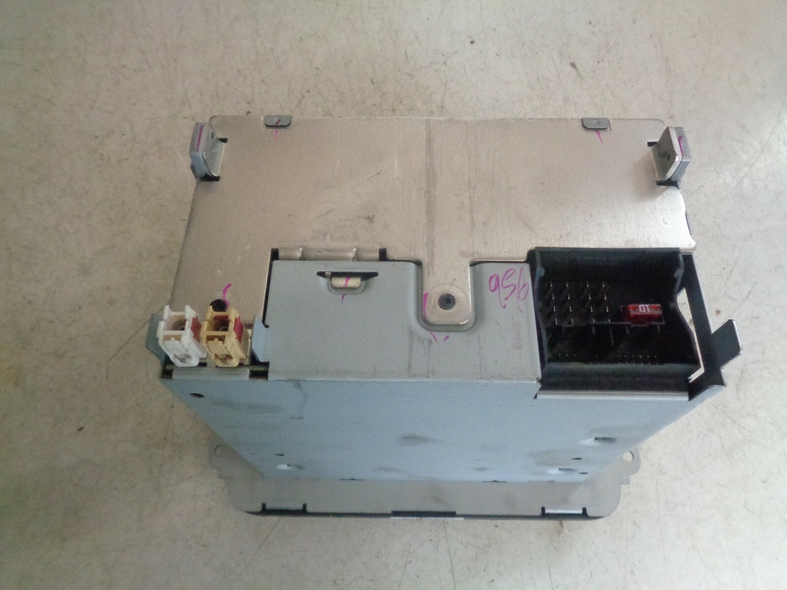 VW VOLKSWAGEN GOLF 2006 CD PLAYER RADIO STEREO HEAD UNIT 1K0035186P
