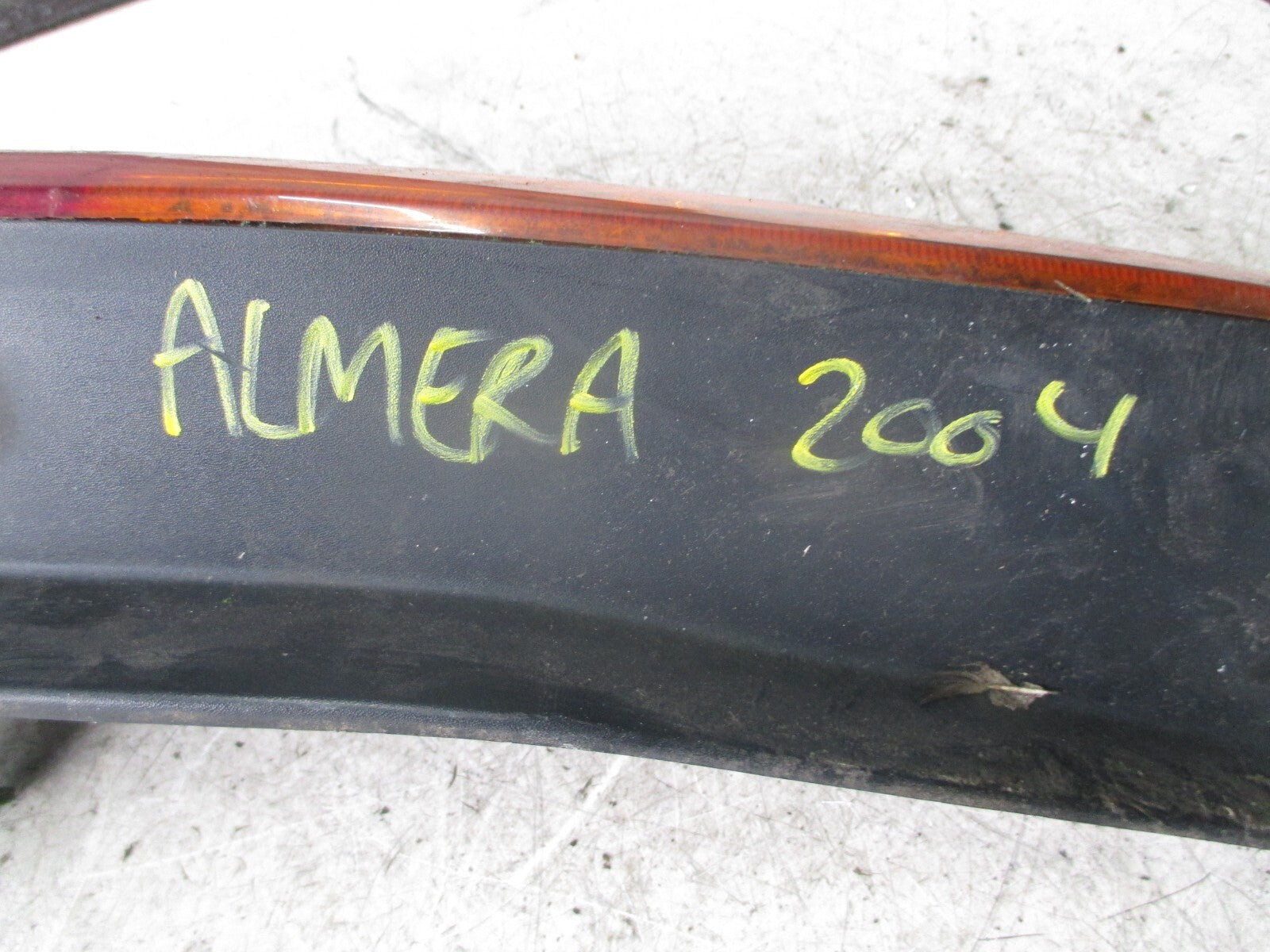 NISSAN ALMERA 2004 NSR PASSENGER SIDE REAR LIGHT