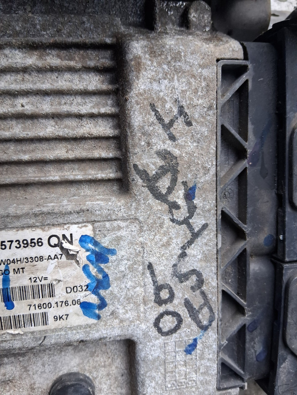 VAUXHALL ASTRA 2009 ENGINE CONTROL UNIT ECU 55573956