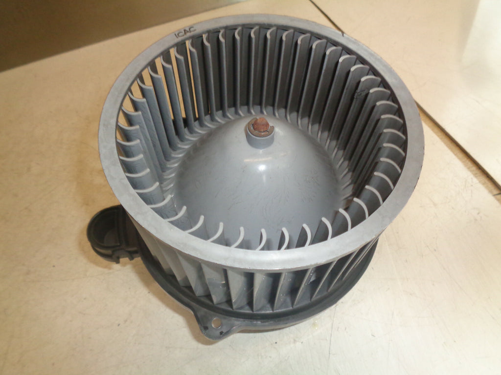 HYUNDAI I30 MK2 2013 1.6 DIESEL CRDI HEATER BLOWER MOTOR FAN F00S3B2476
