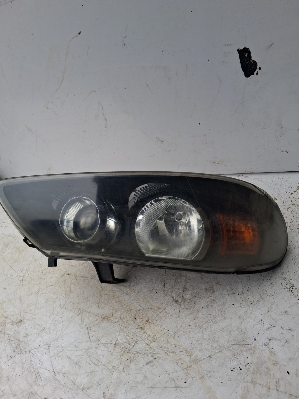2005 NISSAN ALMERA OSF FRONT DRIVER RIGHT OFF SIDE HEADLIGHT 84558456