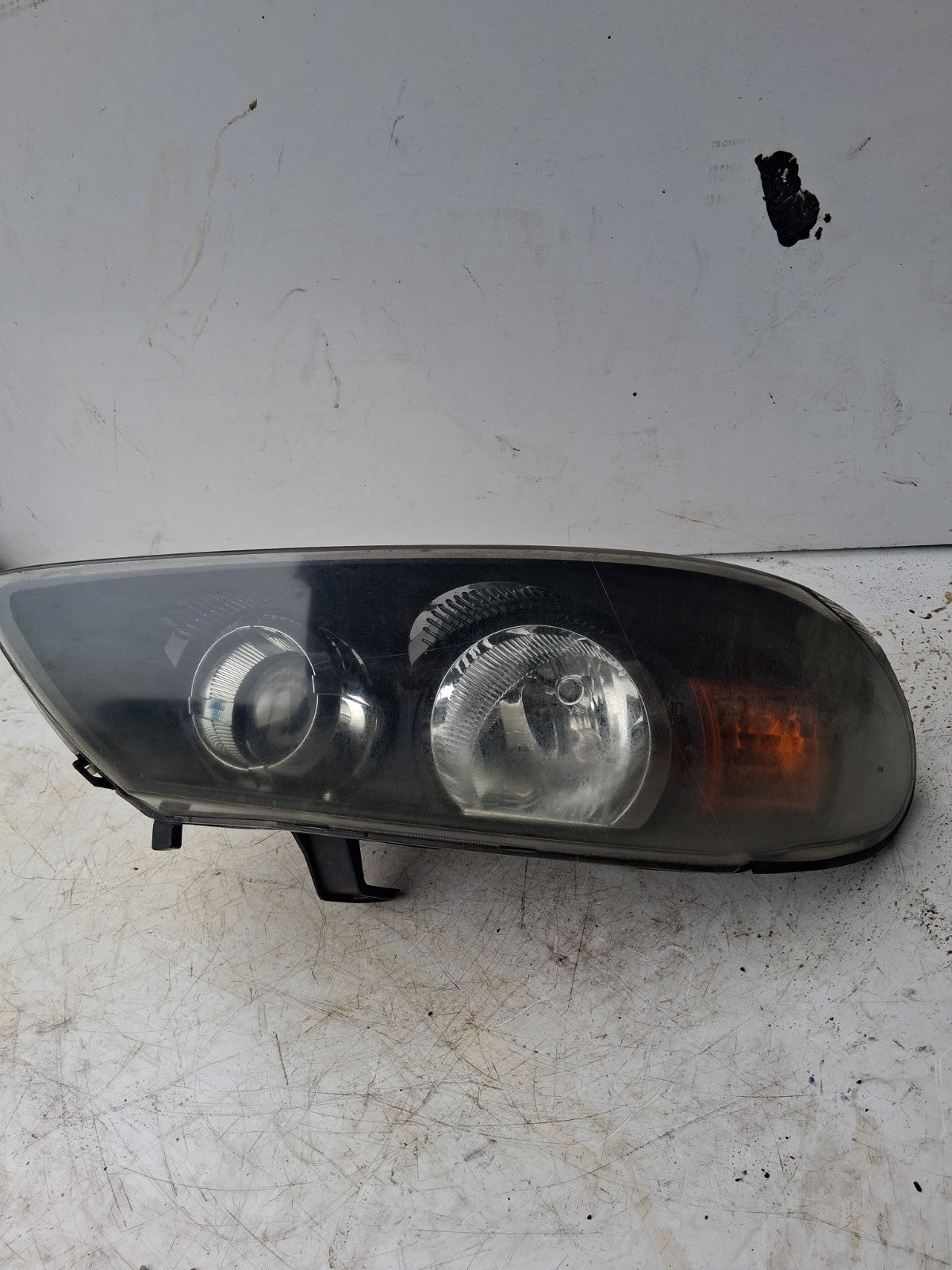 2005 NISSAN ALMERA OSF FRONT DRIVER RIGHT OFF SIDE HEADLIGHT 84558456