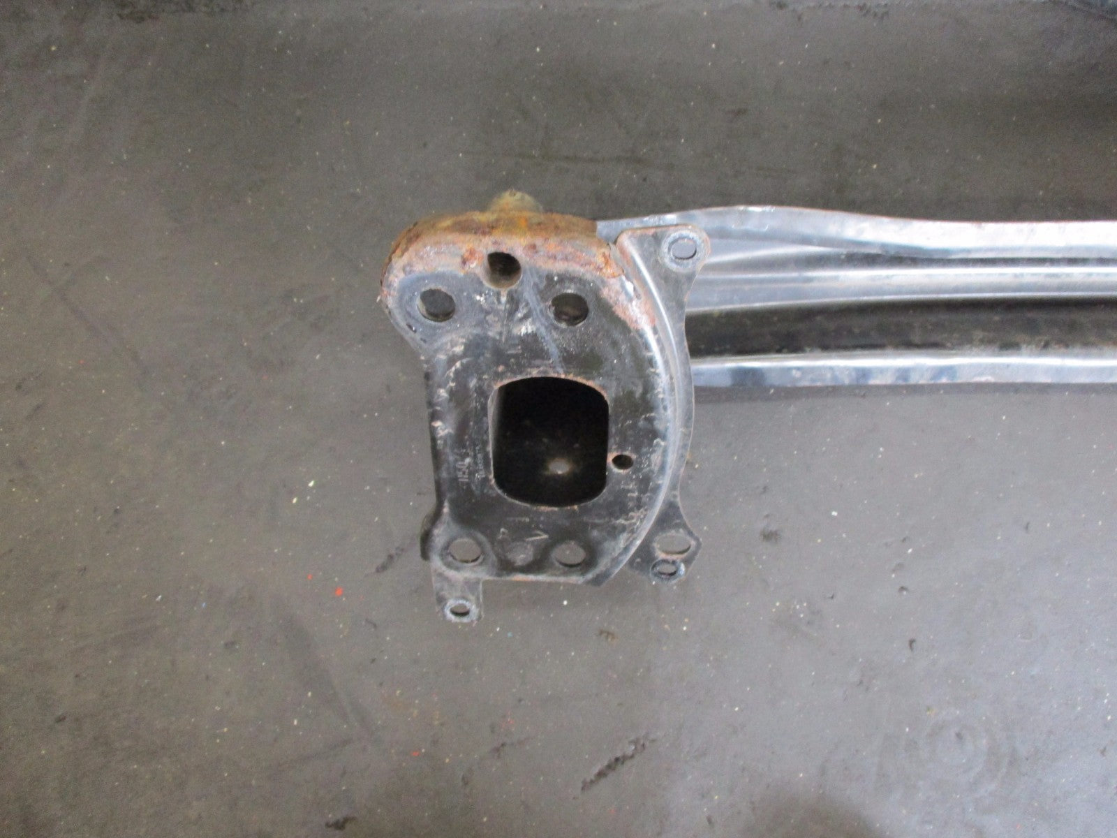 VOLKSWAGEN VW GOLF MK5 2006 FRONT BUMPER CROSSMEMBER REINFORCEMENT BAR 1k0807582