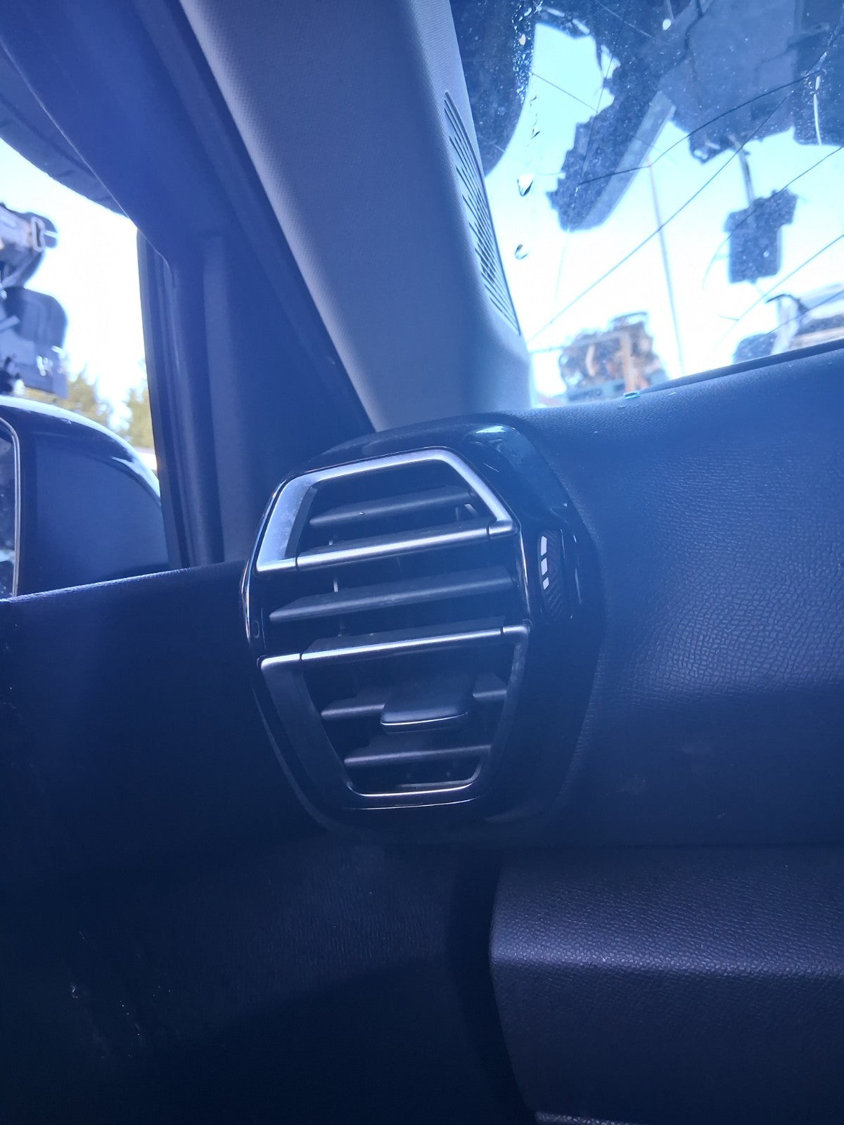2023 CITROEN C4 MK3 NSF PASSENGER SIDE FRONT LEFT AIR VENT