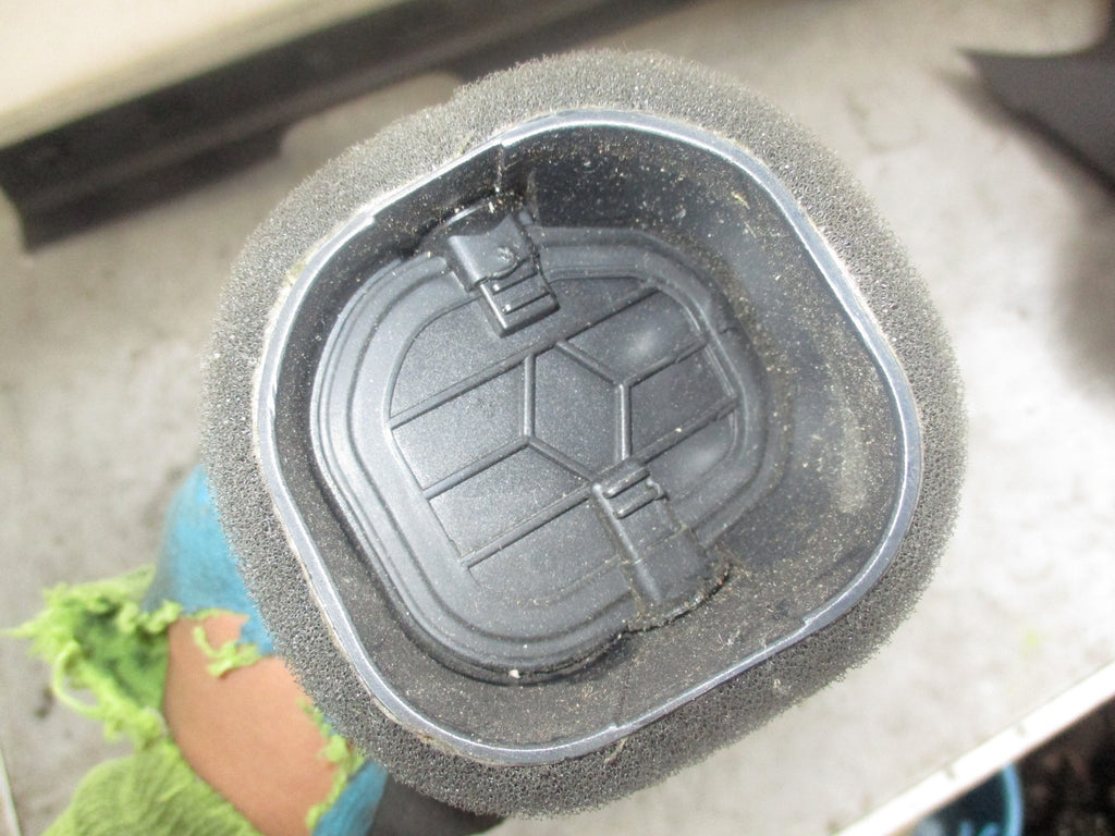 AUDI A3 8P MK2 DASHBOARD AIR VENT 8P0820901