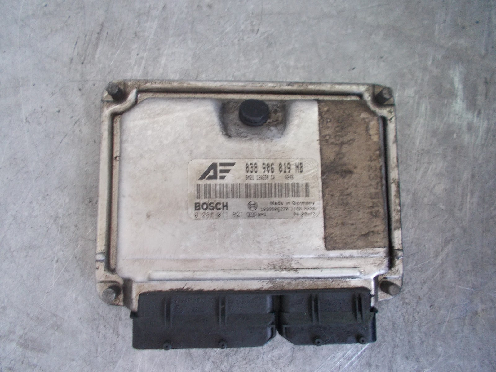 AUDI A4 B6 1.9 TDI ENGINE CONTROL UNIT/ ECU 038906819