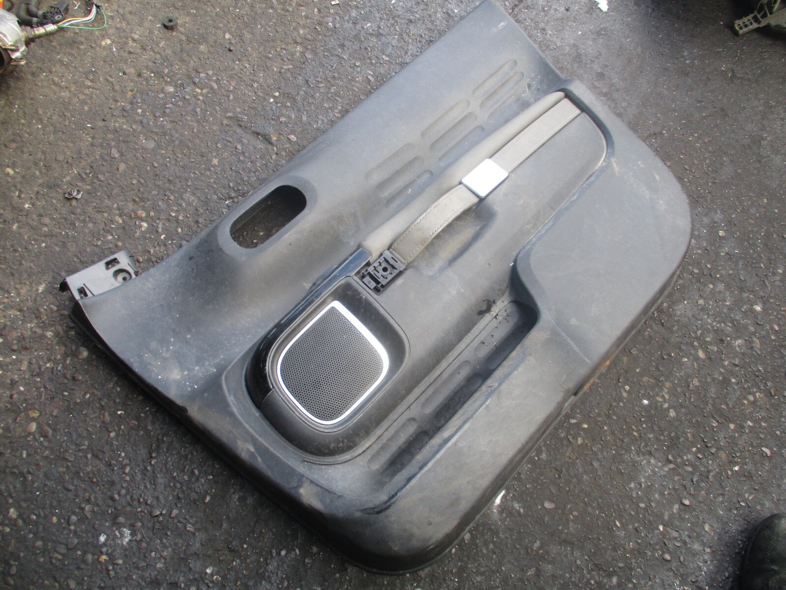 2019 CITROEN C4 CACTUS OSF DRIVER SIDE FRONT DOORCARD PANEL 94961T01