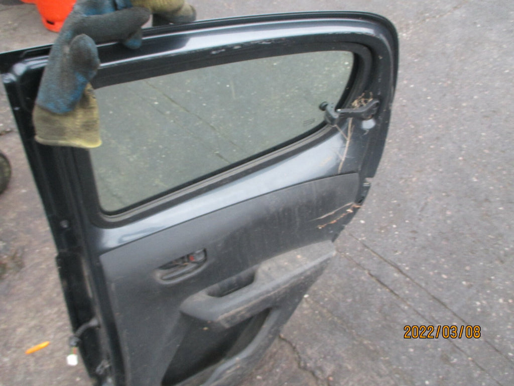PEUGEOT 108 2017 OSR REAR DRIVER SIDE RIGHT SIDE GREY COMPLETE DOOR DAMAGED