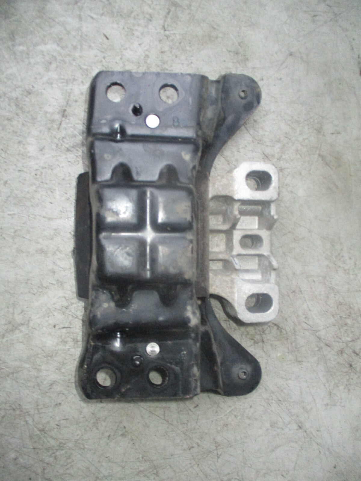 2017 VW VOLKSWAGEN GOLF MK7 1.6 DIESEL ENGINE MOUNT 5Q0199555R