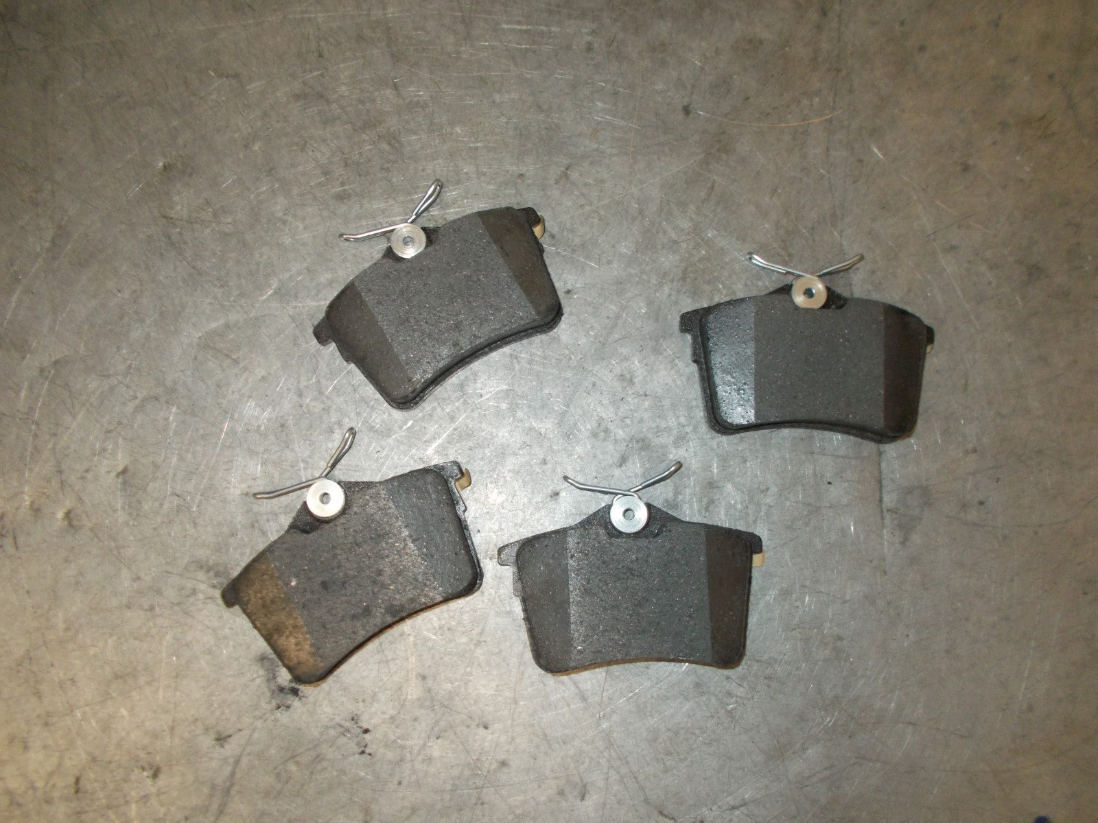 FAHREN CITROEN BERLINGO PEUGEOT PARTNER 308 REAR WHEEL BRAKE PADS x4 FBP0200