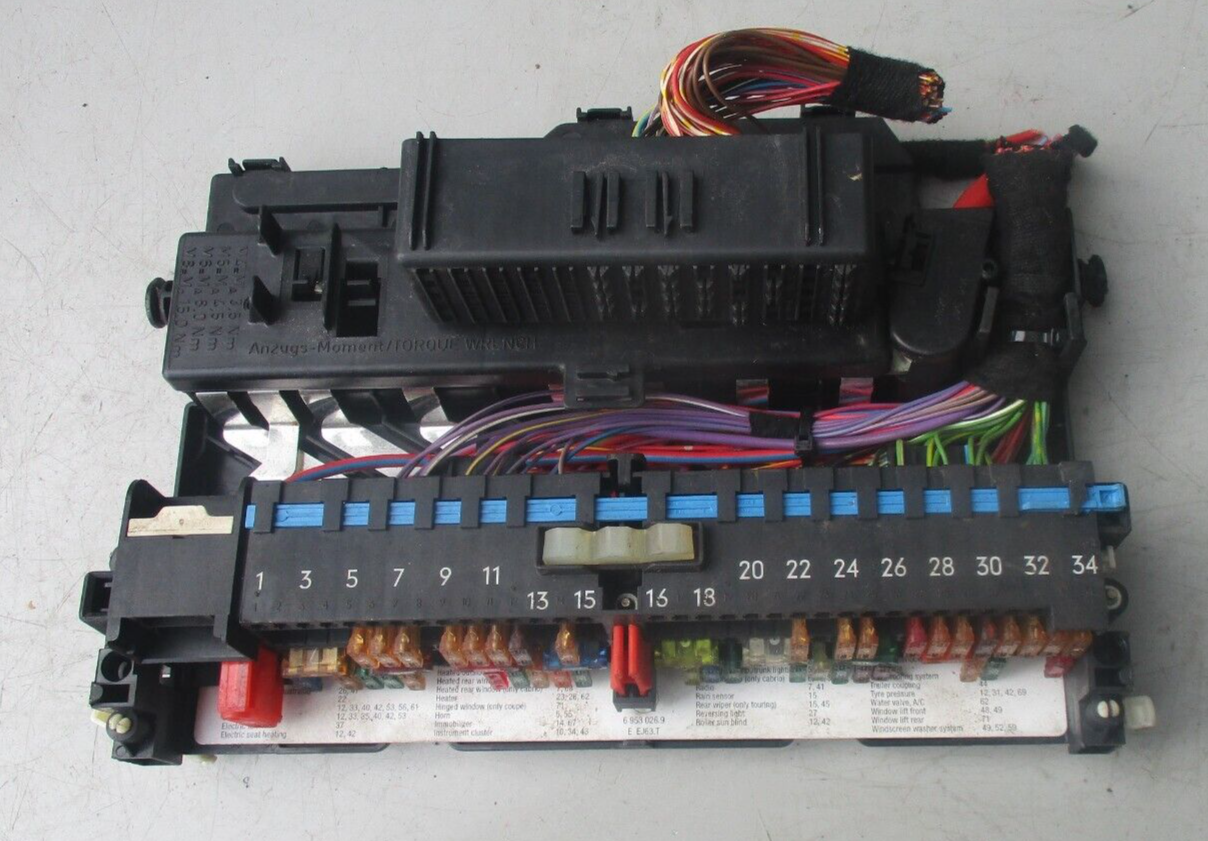 BMW 3 SERIES E46 COUPE FUSE BOX CONTROL MODULE 8364542