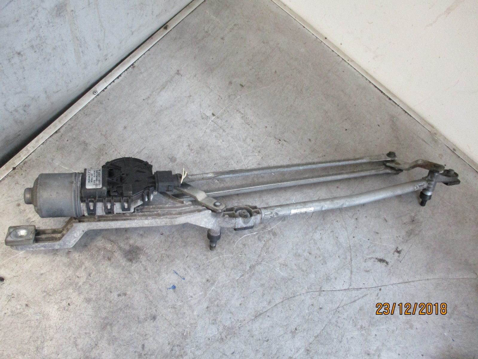 FORD FOCUS MK2 FRONT WINDSCREEN WIPER MOTOR LINKAGE MECHANISM 4M5117508BA