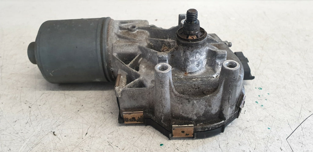 PEUGEOT 308 2010 FRONT WINDSCREEN WIPER MOTOR 0390241869