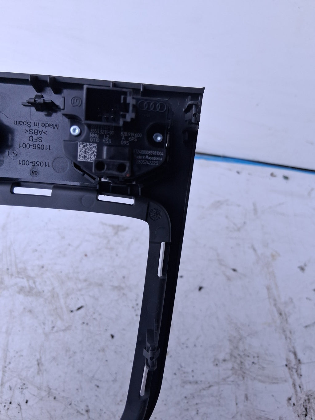 2024 AUDI A1 S LINE MK2 GB GEAR SELECTOR GEAR SURROUND TRIM PANEL 11055001