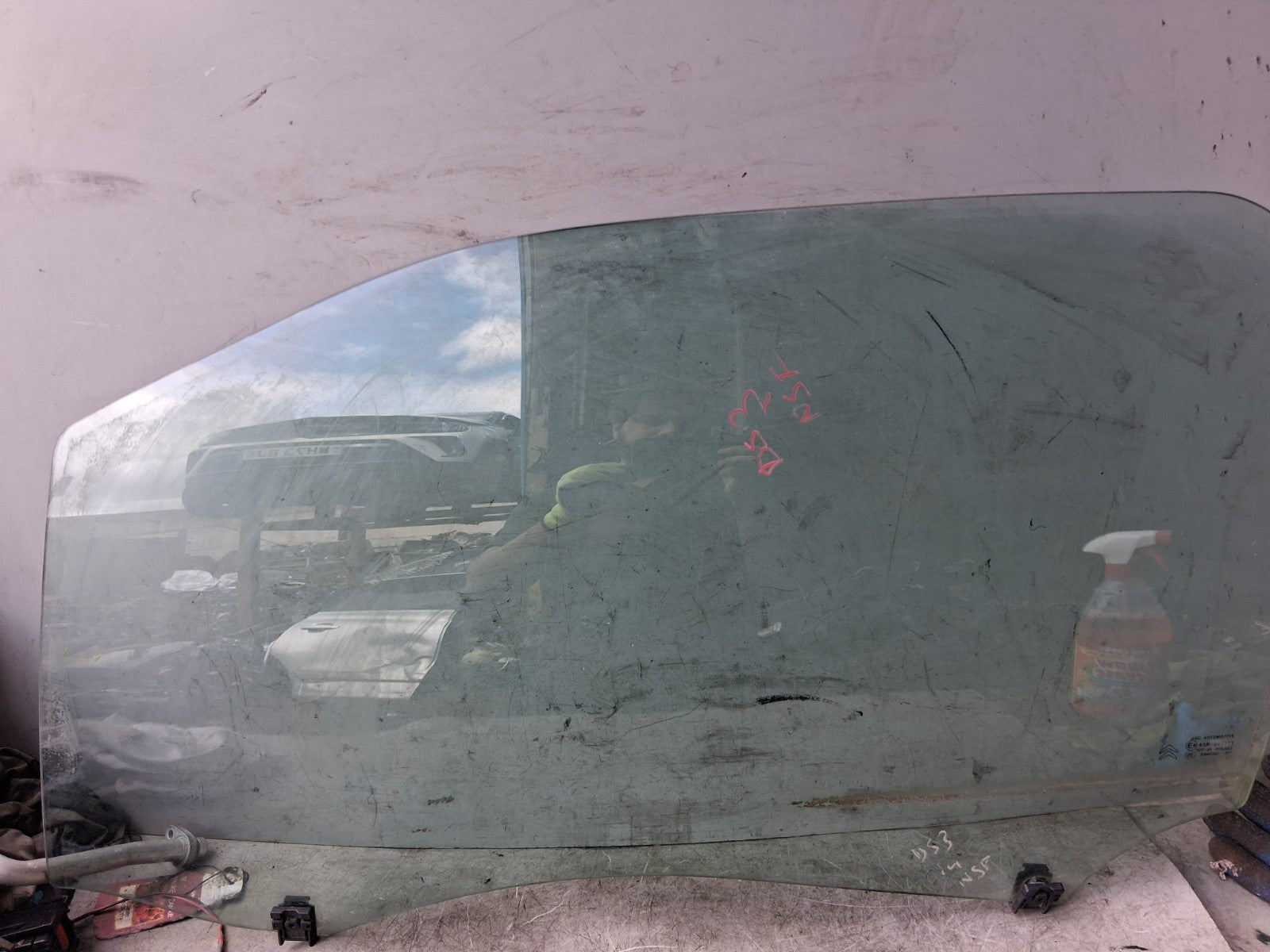 CITROEN DS3 2014 NSF PASSENGER SIDE FRONT LEFT WINDOW GLASS