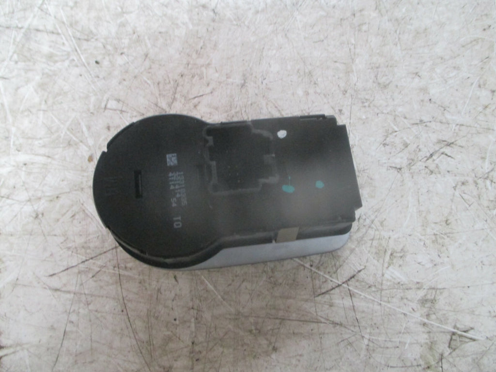 VAUXHALL CORSA D 2011 HEADLIGHT SWITCH 13310335