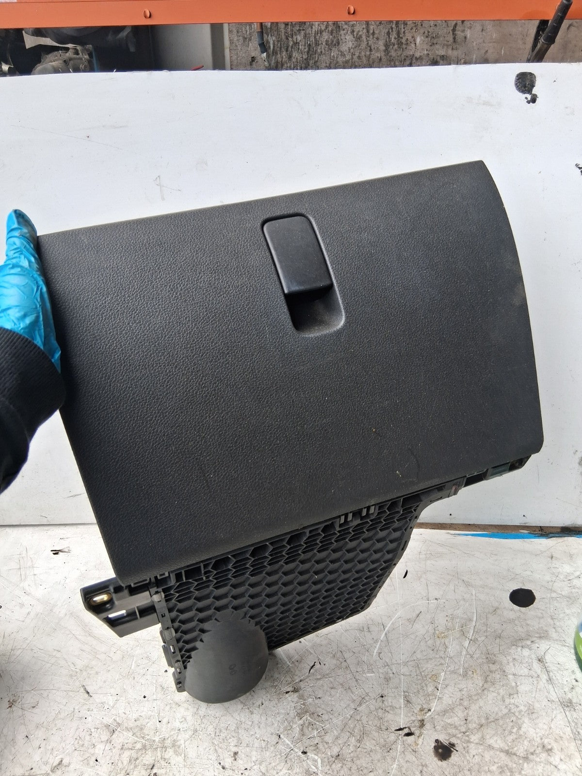 2019 SKODA FABIA STORAGE COMPARTMENT GLOVEBOX 6V2857097M