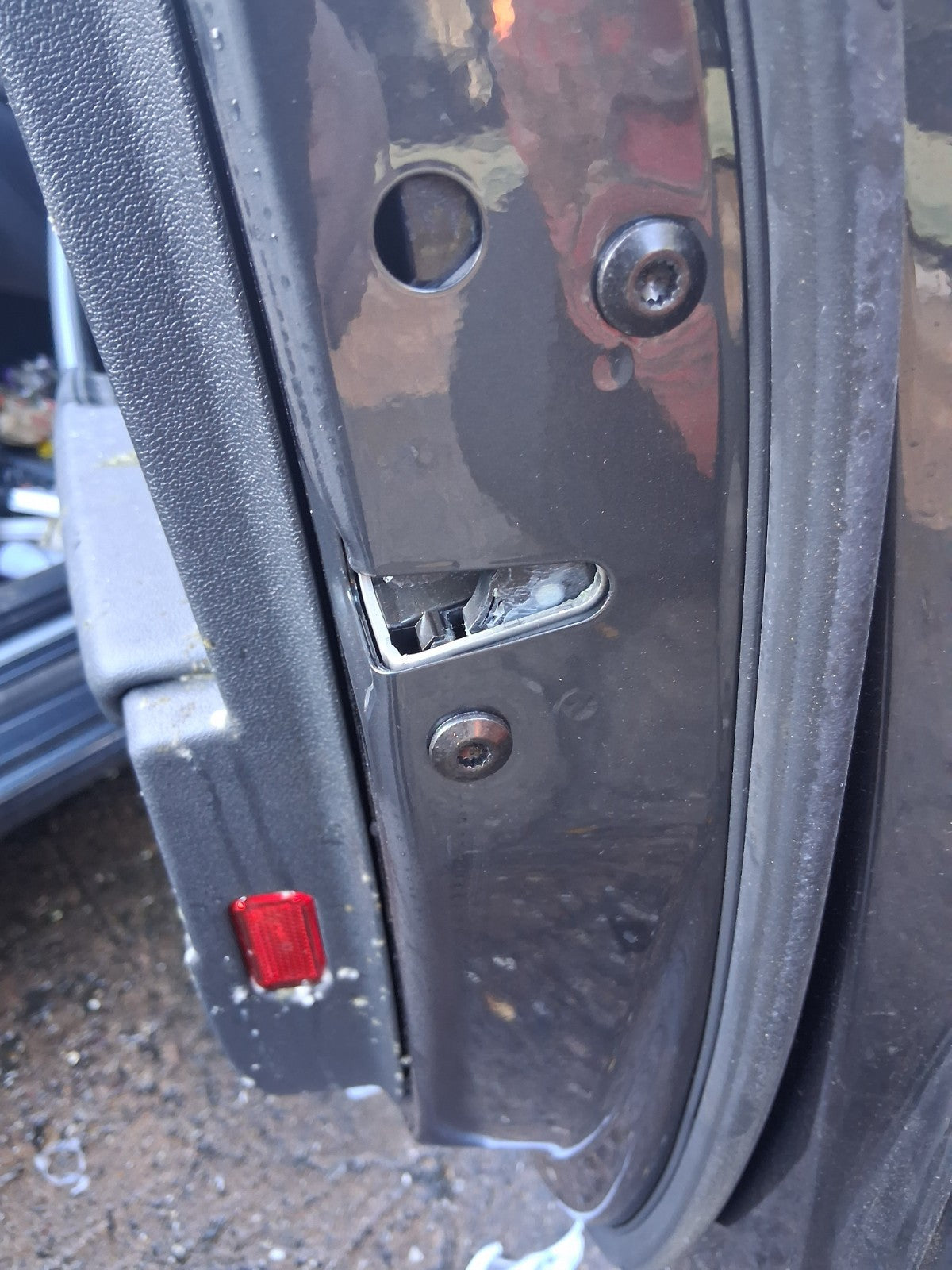 2025 AUDI A3 8Y HATCHBACK OSF DRIVER SIDE FRONT RIGHT DOOR LOCK MECHANISM