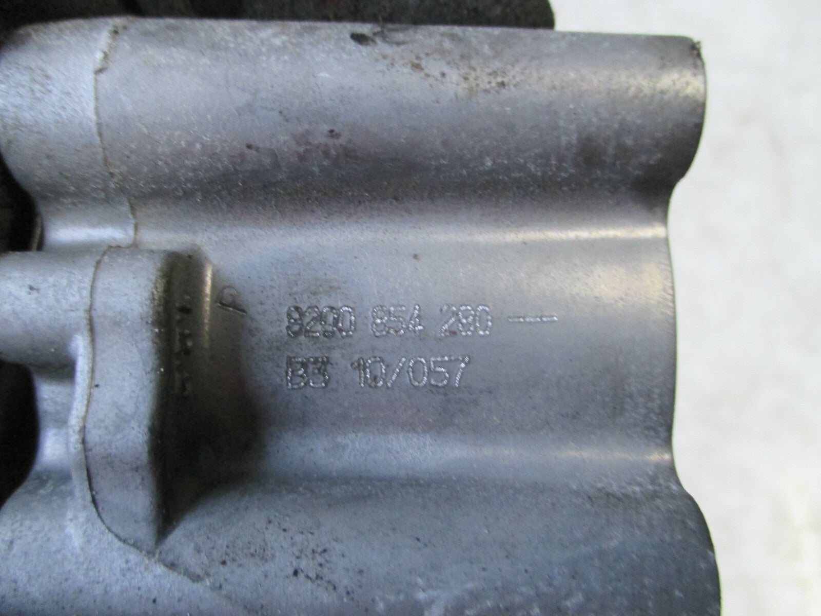 RENAULT SCENIC MK3 2012 AIR DUCT PIPE 8200854280