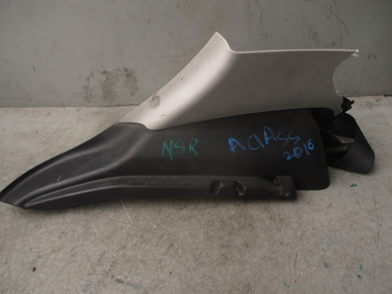 2017 MERCEDES BENZ A CLASS W176 NSR PASSENGER SIDE REAR SEAT BELT A1766902100