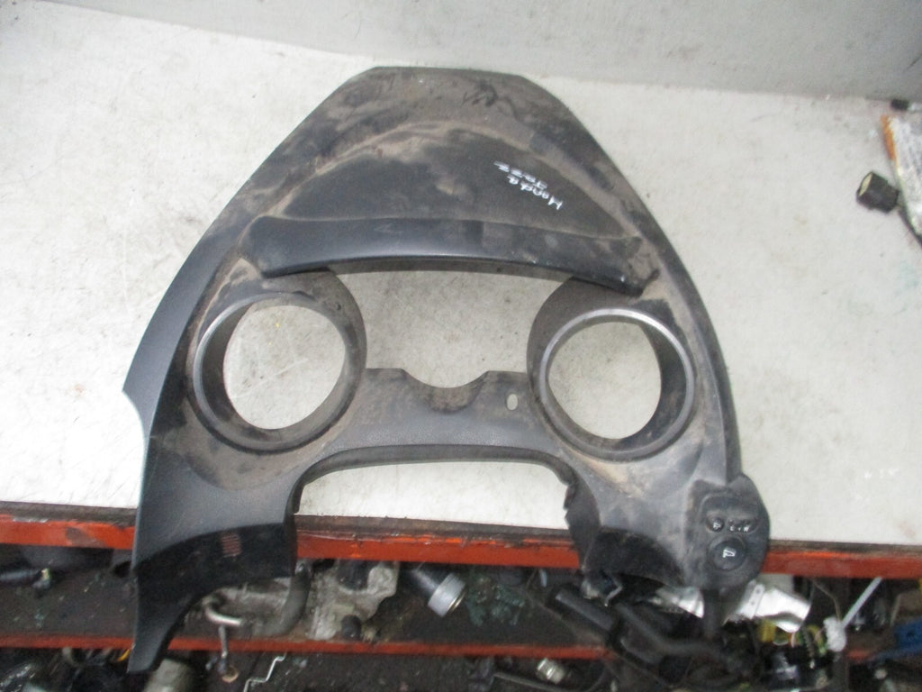 2012 HONDA JAZZ MK3 INTERNAL SPEEDO SPEEDOMETER DASH SURROUND 77200TF000