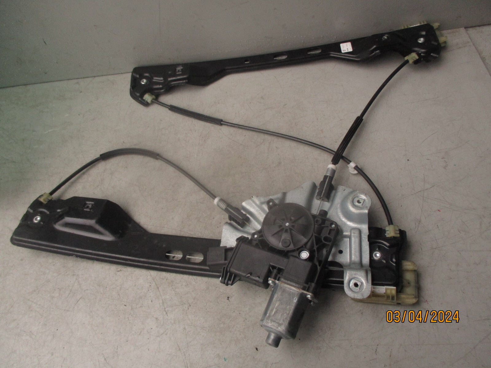 2016 VAUXHALL ZAFIRA C NSF PASSENGER FRONT LEFT WINDOW REGULATOR MOTOR 20951581