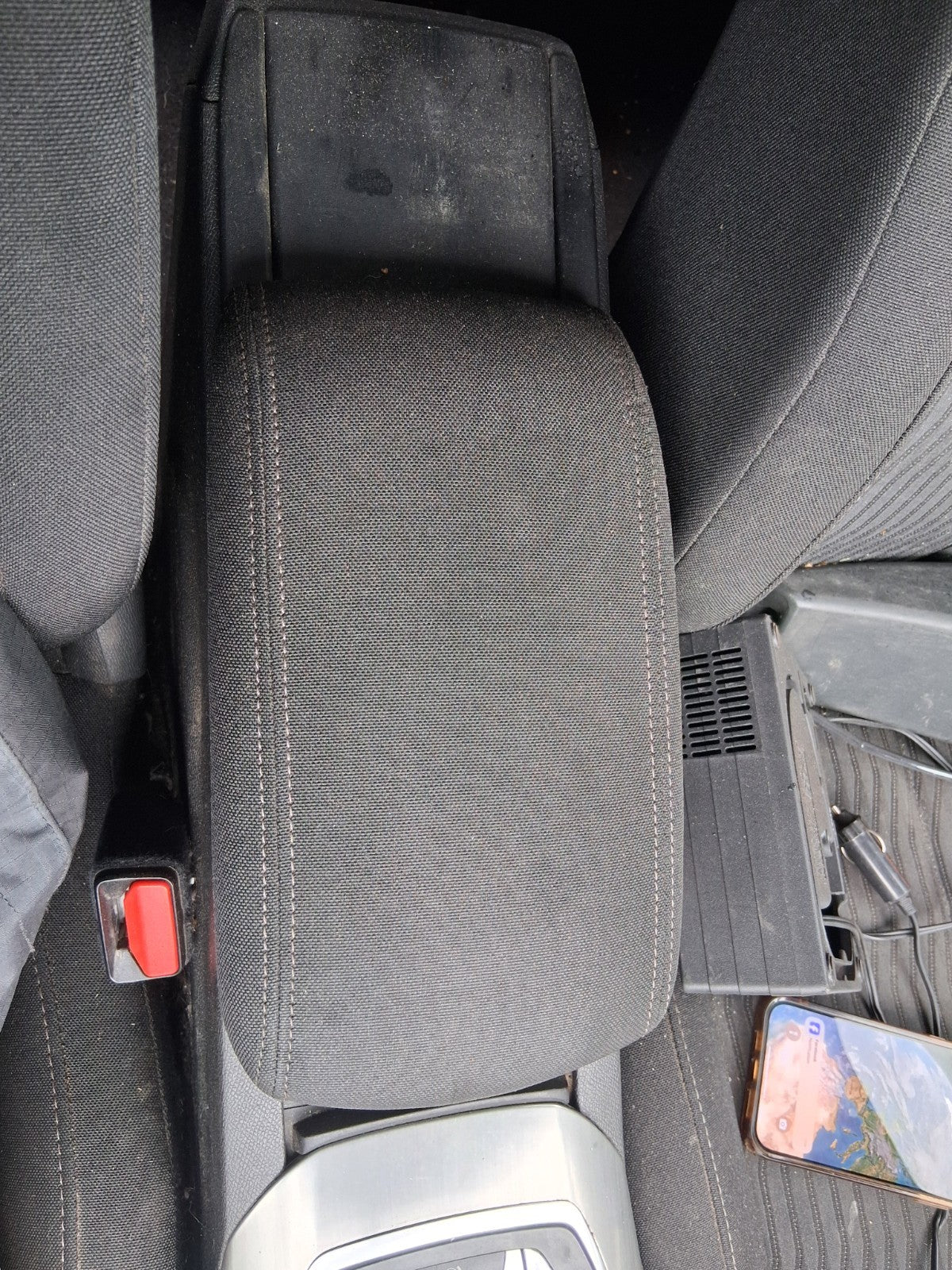 2015 PEUGEOT 308 MK2 ESTATE CENTRE CONSOLE ARM REST COMPLETE