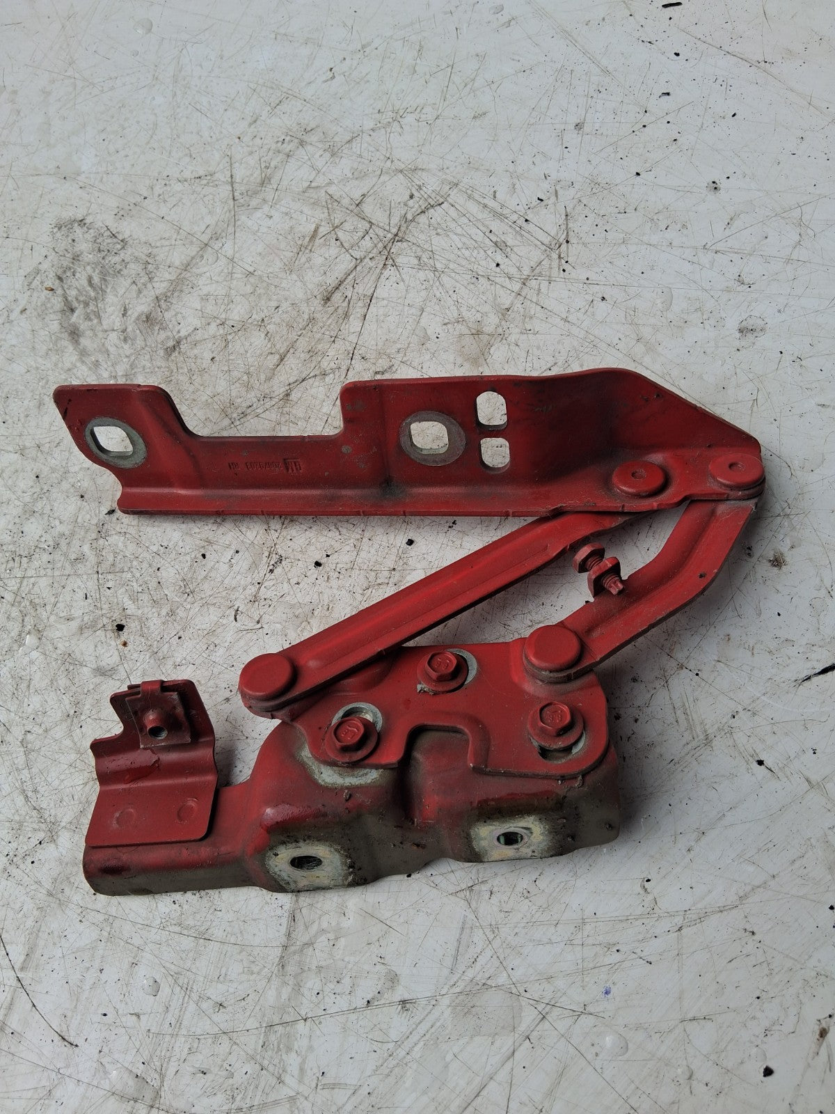 2013 VAUXHALL ASTRA J OSF FRONT RIGHT DRIVER SIDE BONNET HINGE 20879203