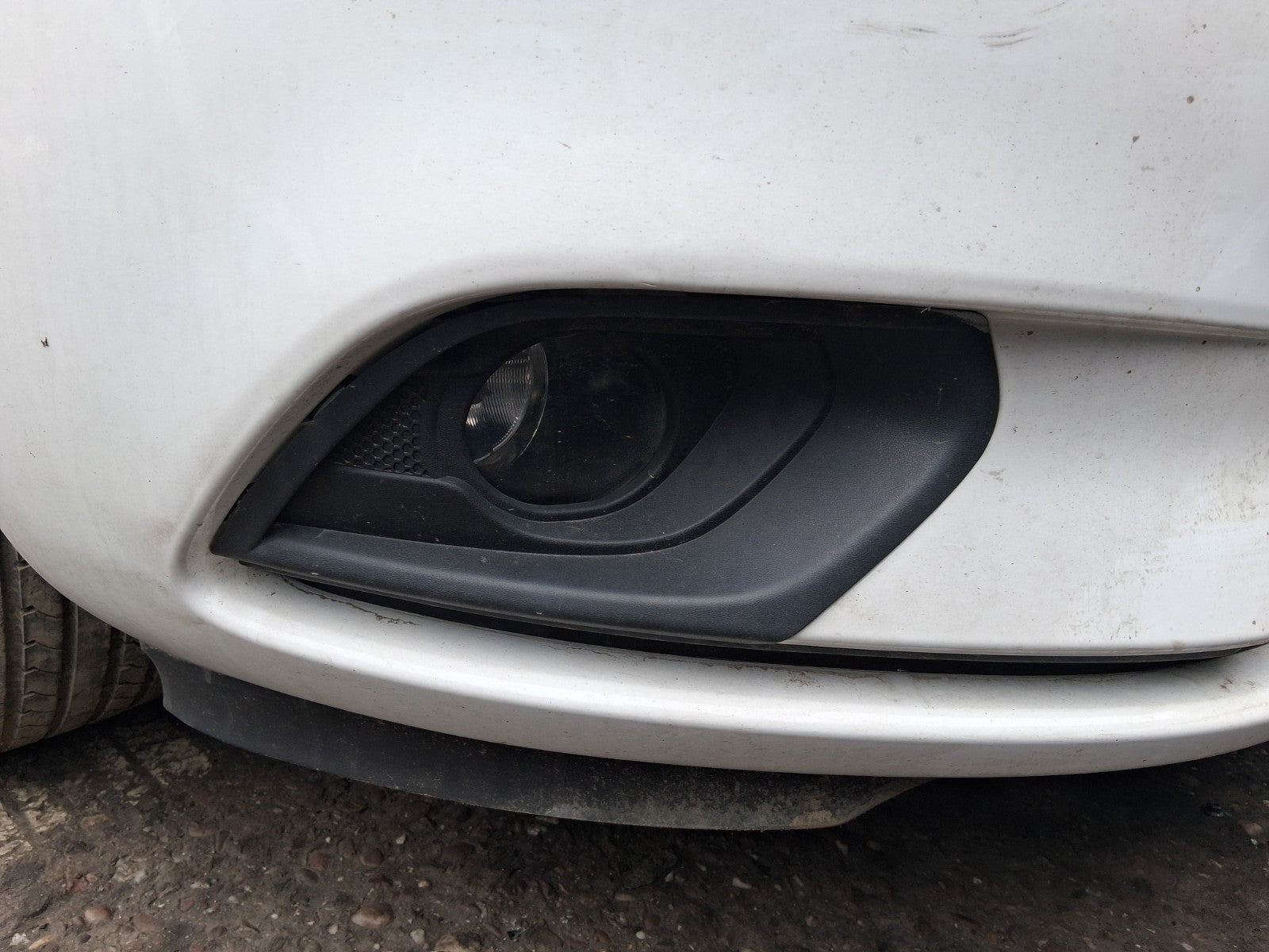 VAUXHALL CORSA E 2019 OSF DRIVER SIDE FRONT FOG LIGHT LAMP GRILL