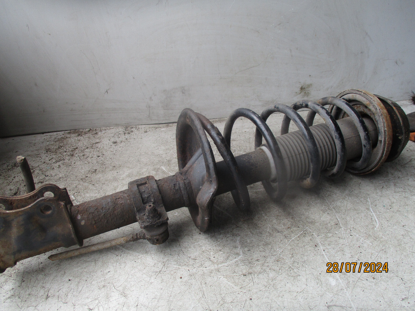 2008 SUZUKI  SWIFT PASSENGER SIDE SHOCK ABSORBER 4160162J12