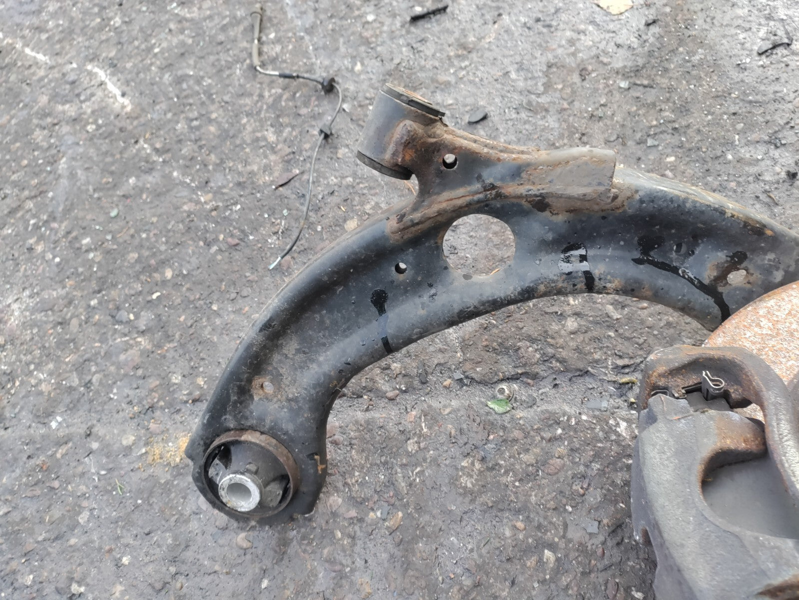 2020 MAZDA CX 3 MK1 2.0 PETROL OSF DRIVER SIDE FRONT HUB, CALIPER & WISHBONE