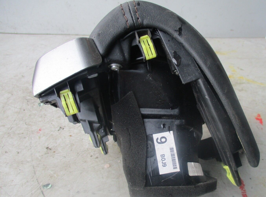 MAZDA 3 2020 OSF DRIVER SIDE FRONT DASHBOARD AIR VENT B0J864732
