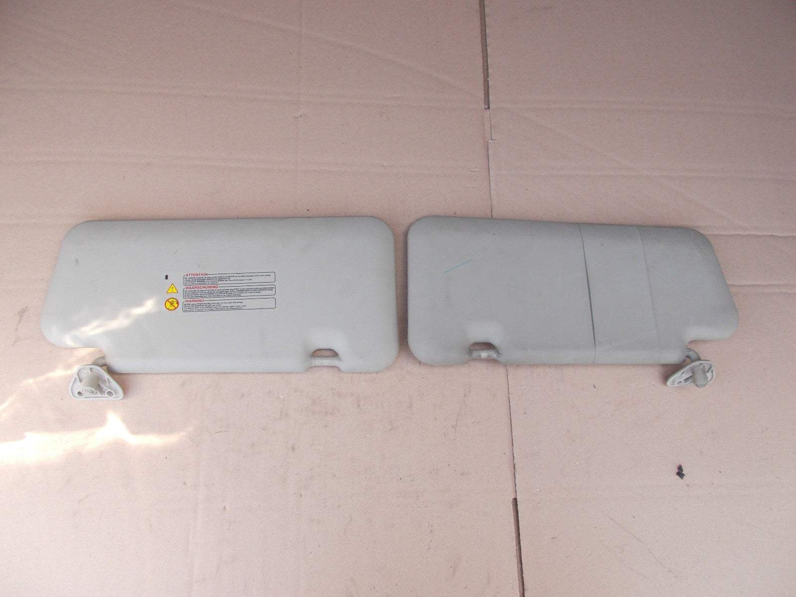2007 NISSAN NOTE SVE PAIR SUN VISORS