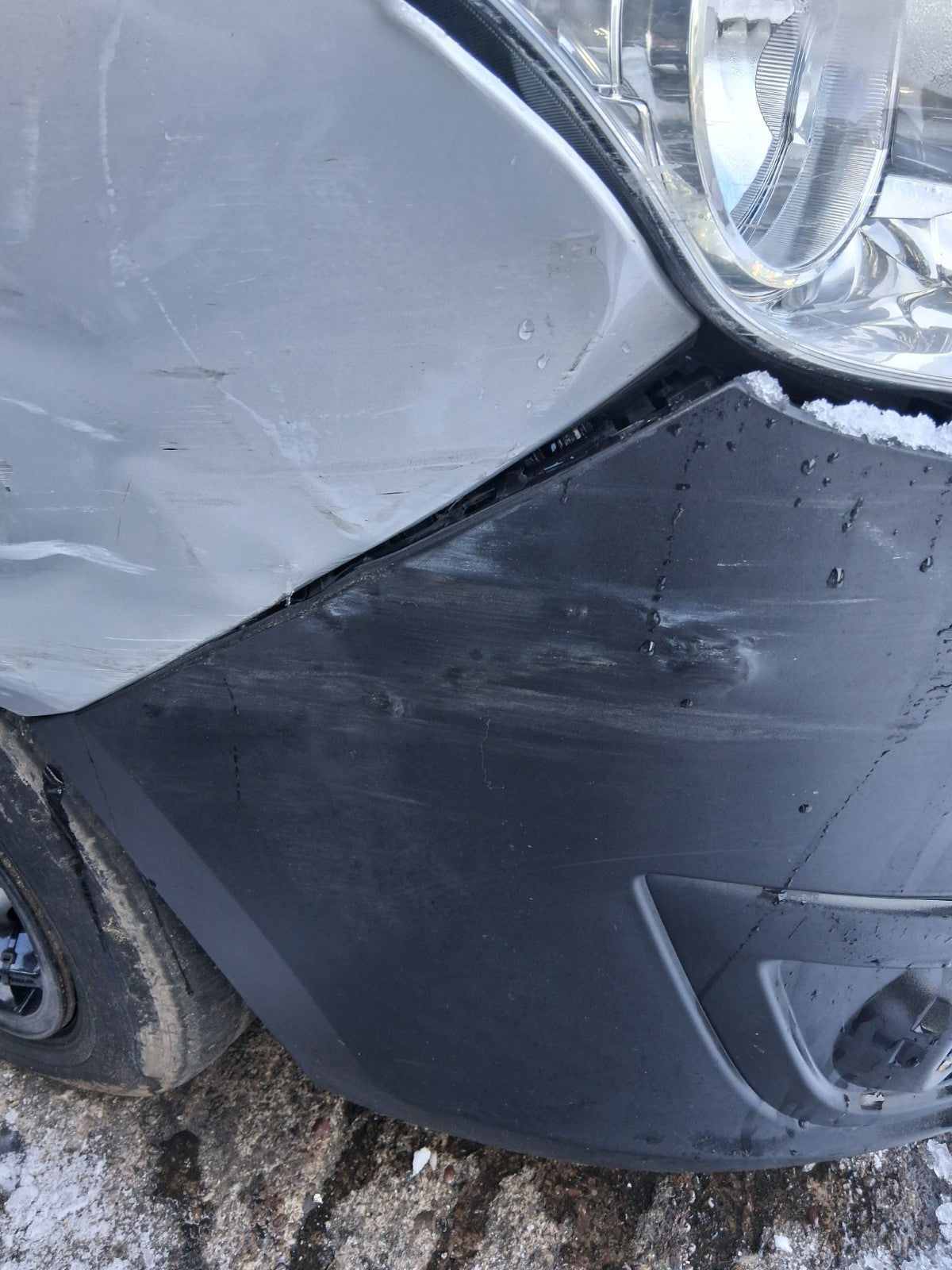 2015 VAUXHALL COMBO D COMPLETE FRONT BUMPER WITH GRILL  & CHROME GRILLE BADGE