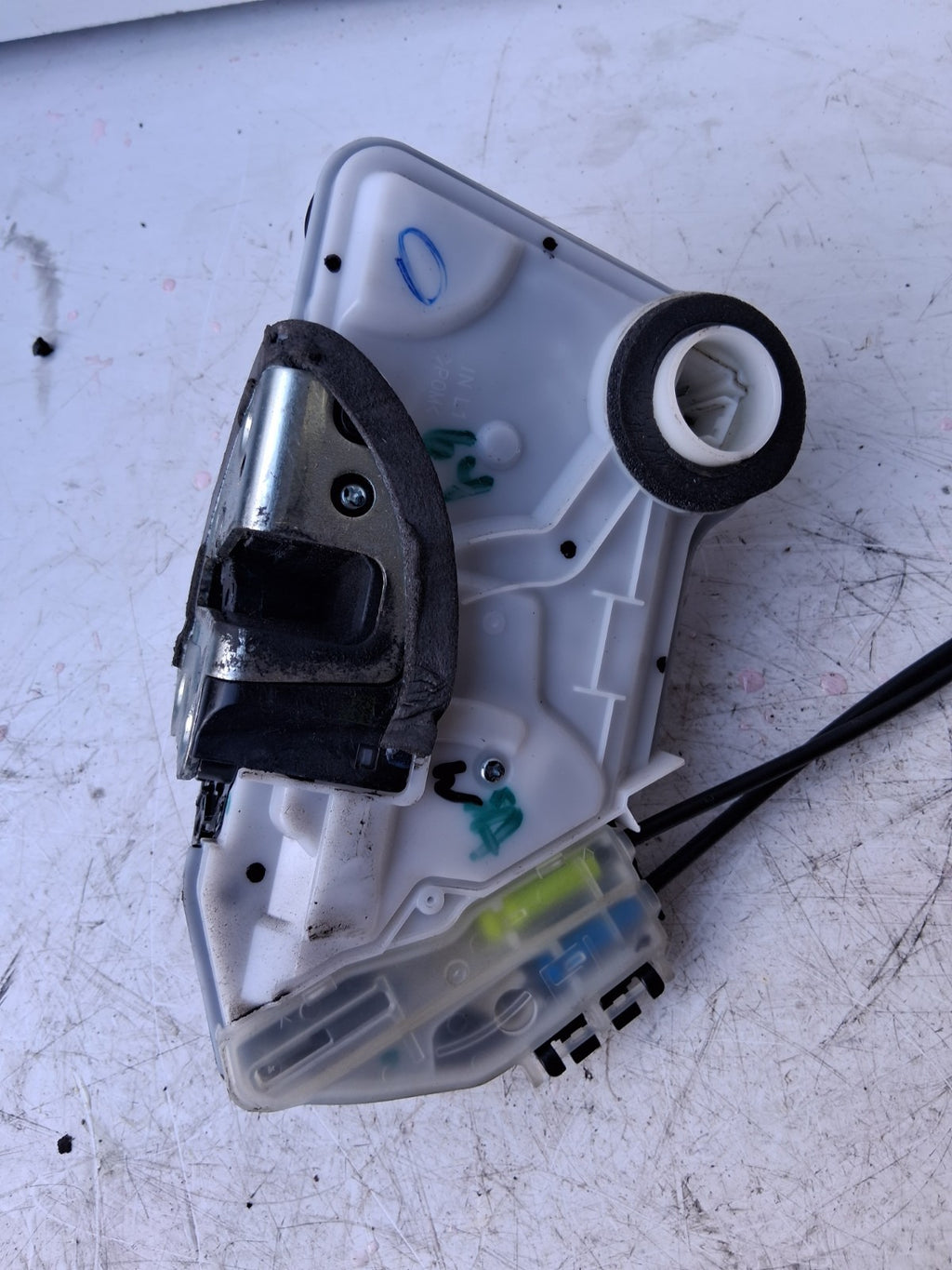 2019 TOYOTA AYGO MK2 NSF FRONT NEAR PASSENGER LEFT SIDE DOOR HANDLE 692060D271