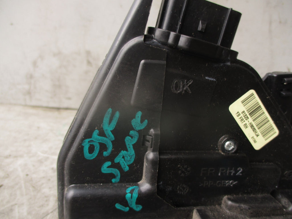 2018 KIA STONIC OSF DRIVER SIDE FRONT RIGHT DOOR LOCK MECHANISM 81320H8060