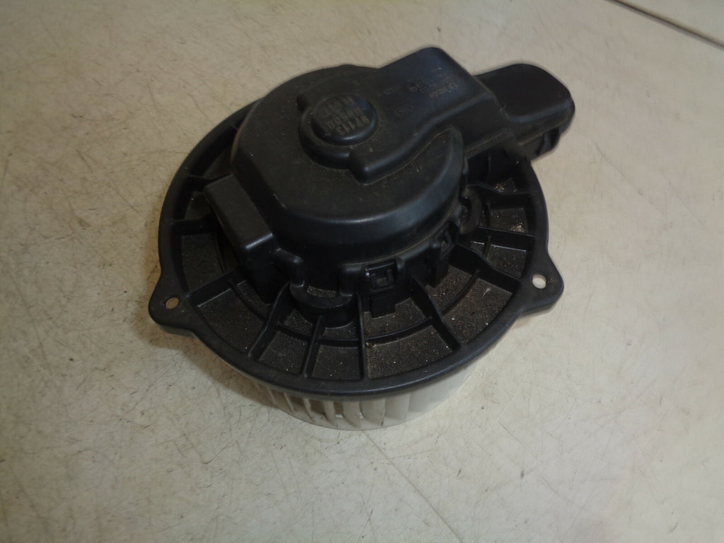 HYUNDAI KONA 2018 HEATER BLOWER MOTOR FAN 97113H8500