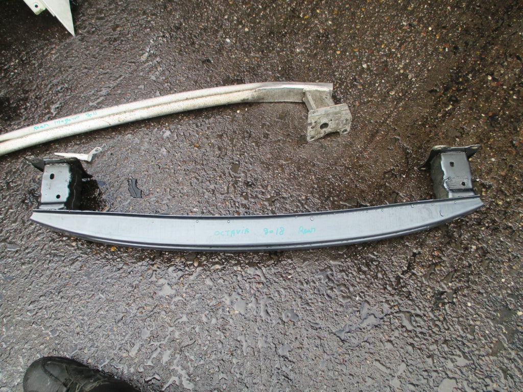 SKODA OCTAVIA 2018 REAR BACK BUMPER CRASH REINFORCEMENT CRASH BAR
