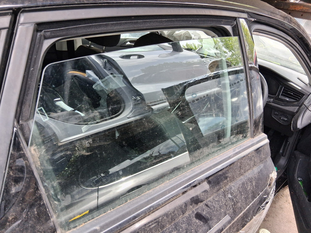 2024 VW VOLKSWAGEN POLO MK6 OSR DRIVER SIDE REAR RIGHT WINDOW GLASS