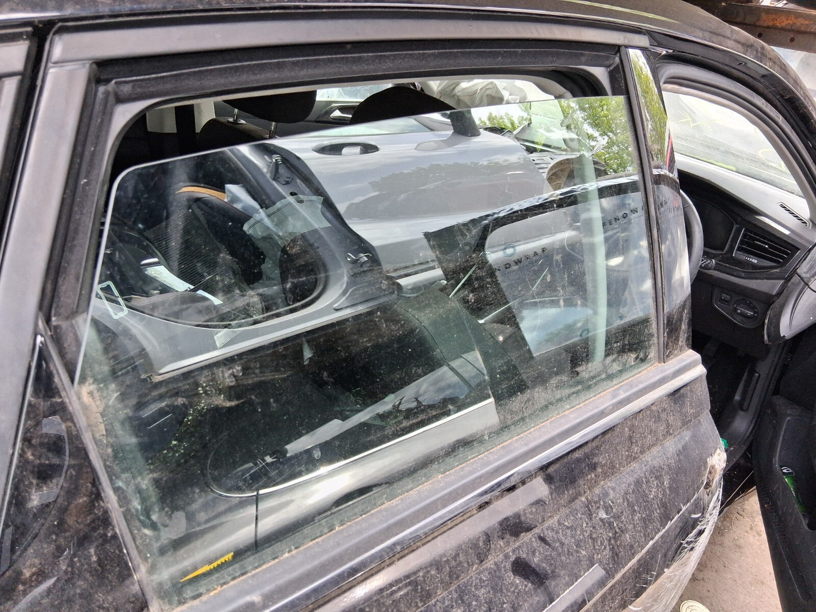 2024 VW VOLKSWAGEN POLO MK6 OSR DRIVER SIDE REAR RIGHT WINDOW GLASS