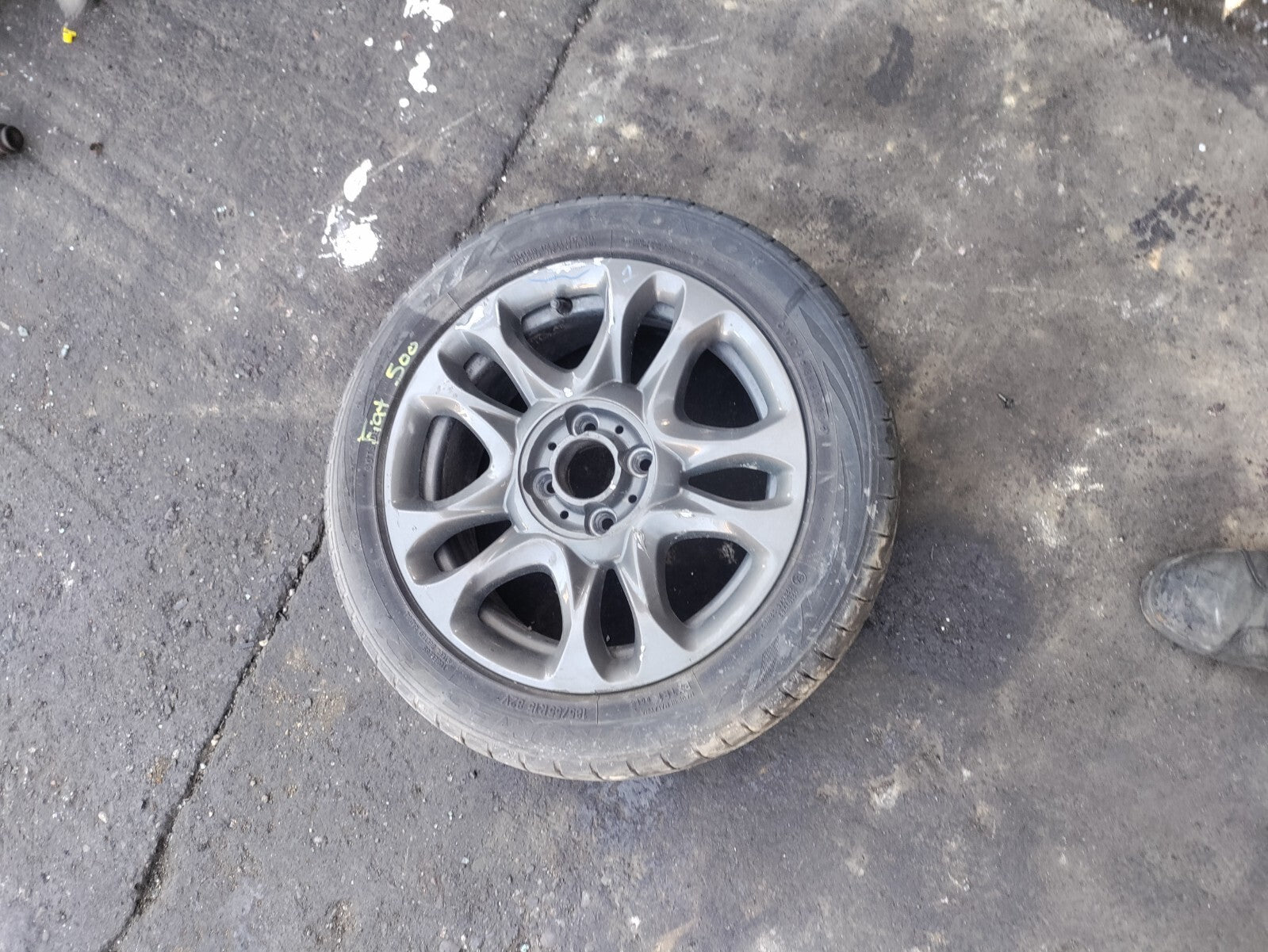 FIAT 500 2014 15 INCH ALLOY WHEEL WITH TYRE 185/55R15