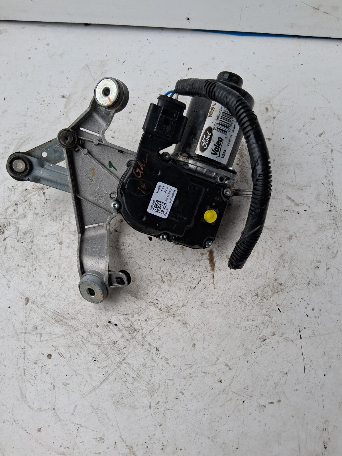 2019 FORD GALAXY MK4 NSF PASSENGER SIDE FRONT WIPER MOTOR W000107107