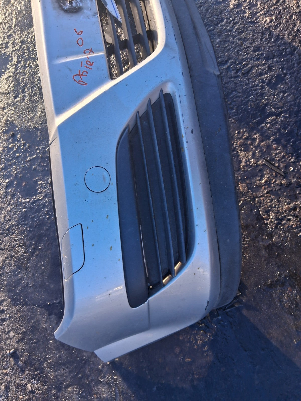 VAUXHALL ASTRA H 2006 5 DOOR FRONT BUMPER FOG LIGHT SILVER